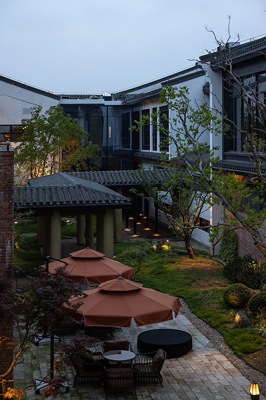 02-51.餐饮 restaurant-台州 荣庄-户外-2.png